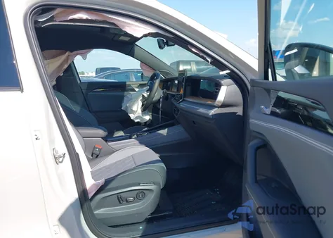 2025 Volkswagen Tiguan 2.0T Sel R-Line из США, поврежденный, VIN 3VVLR7RM8SM049157